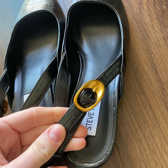 Steve Madden Black Croc-Embossed Leather Slingback Mules - Picture 4 of 4